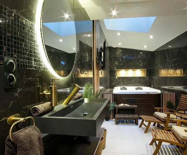 La Golden Suite